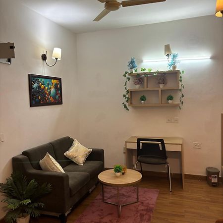 Guti Buti Homes Noida Ngoại thất bức ảnh