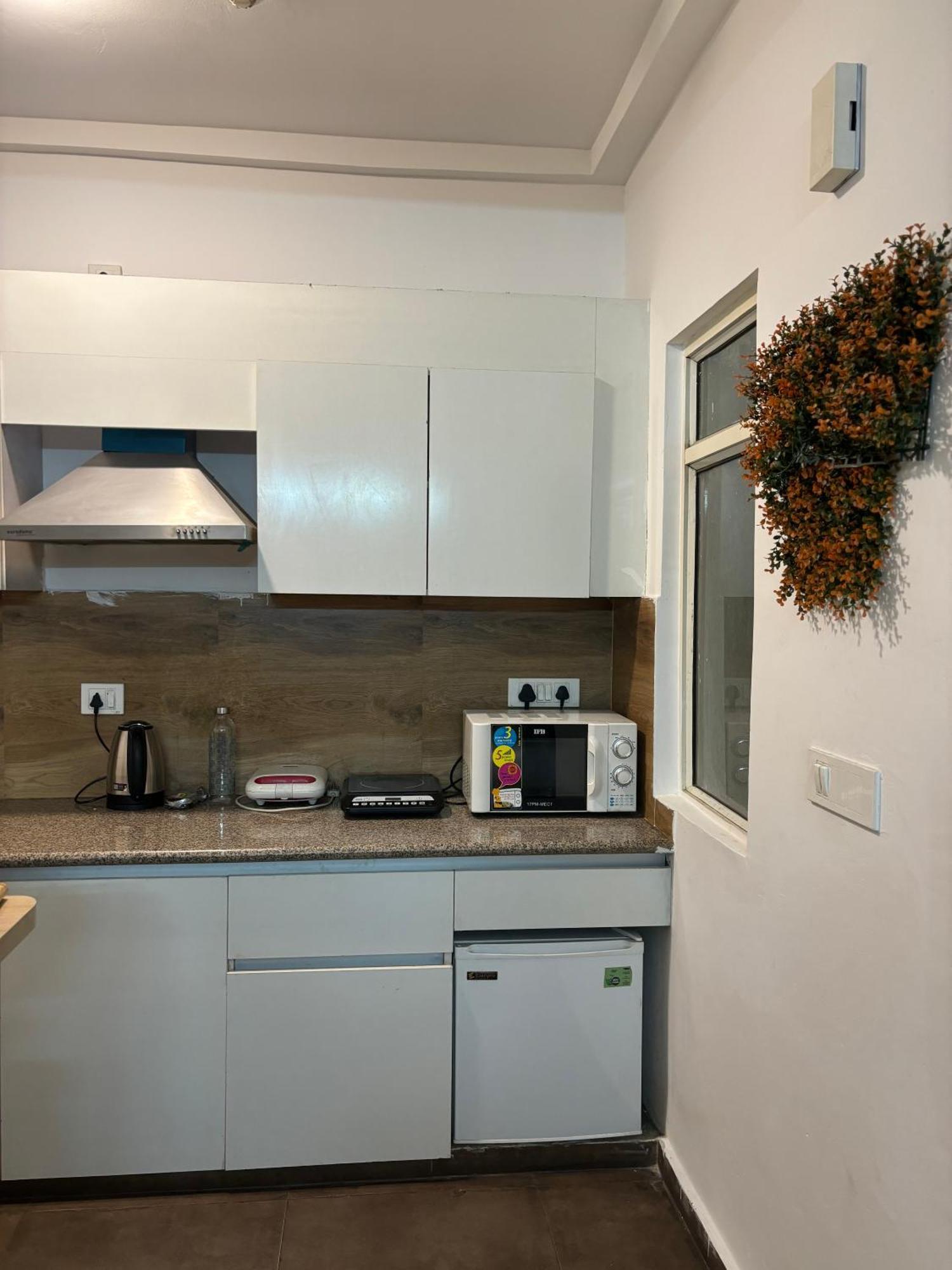 Guti Buti Homes Noida Ngoại thất bức ảnh