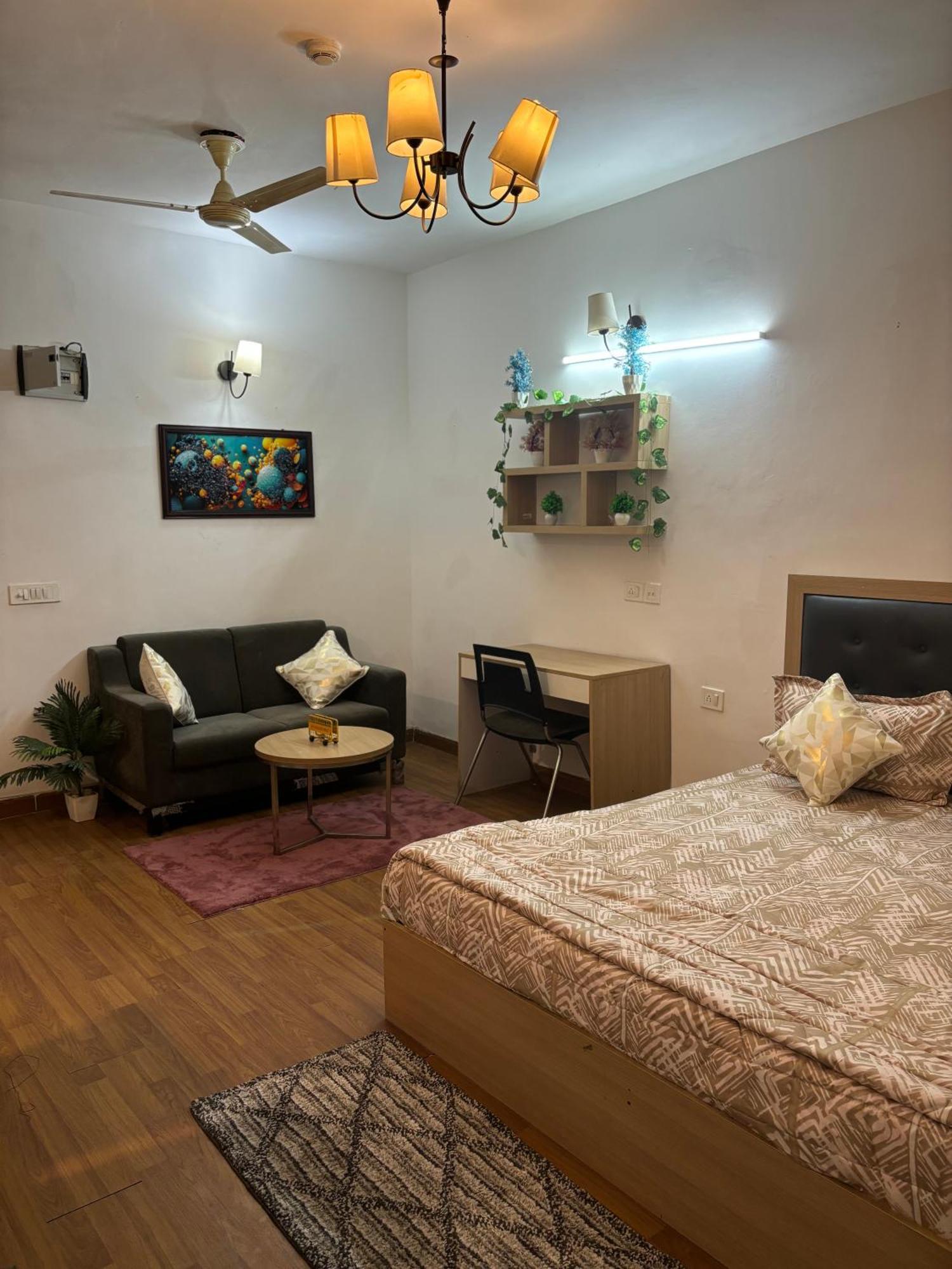 Guti Buti Homes Noida Ngoại thất bức ảnh