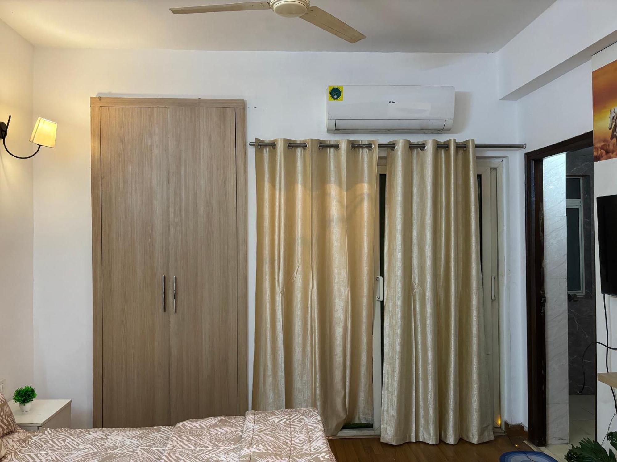 Guti Buti Homes Noida Ngoại thất bức ảnh